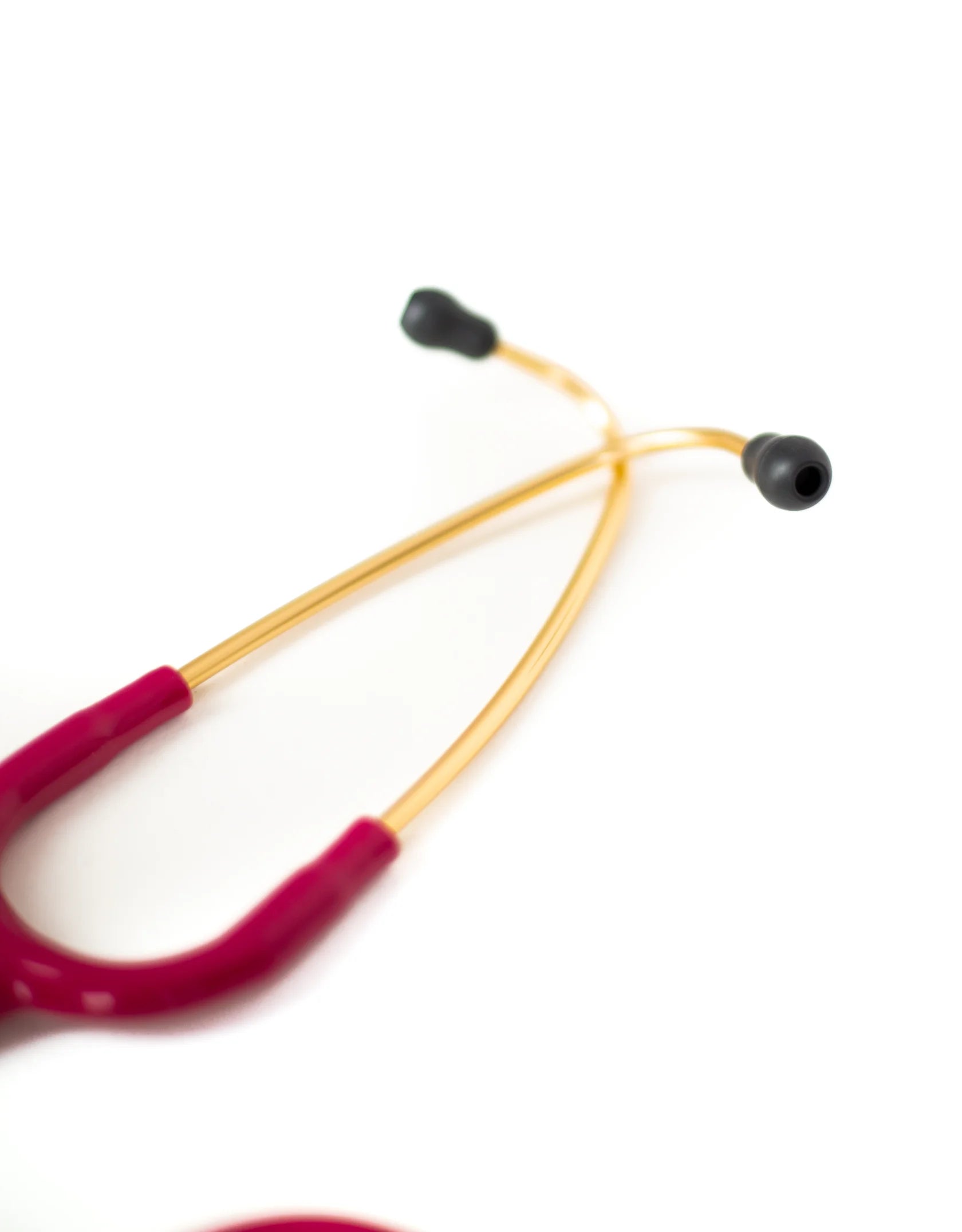 Littmann Classic II Infant, Raspberry with Rainbow stem, gold ear tubes and footplate